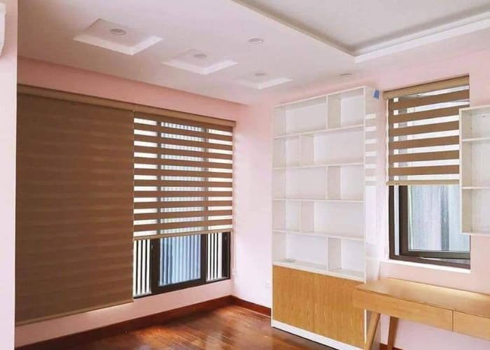 Rèm cầu vồng tự động