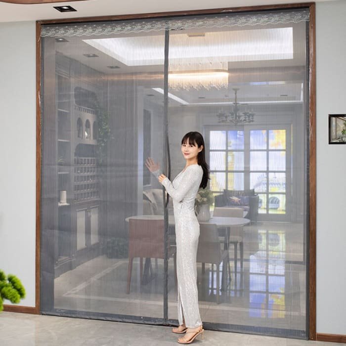 Rèm có chức năng chống côn trùng nhưng vẫn đảm bảo sự thông thoáng