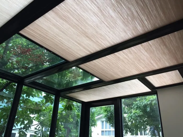 Rèm tổ ong có cấu tạo từ nhiều lớp nên có khả năng cản nhiệt tốt